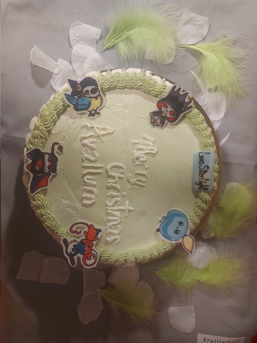 Luna_Starlight2's tweet photo. Merry Christmas, Avallum🎄
This cake was made entirely by me,
with love, to thank you for all the joy you bring💫
It's my Christmas gift for all of you💫
#Cassthetic #Lunography #galeGallery #BobRosco #Netherrizz https://t.co/ns9aqBGzNp
