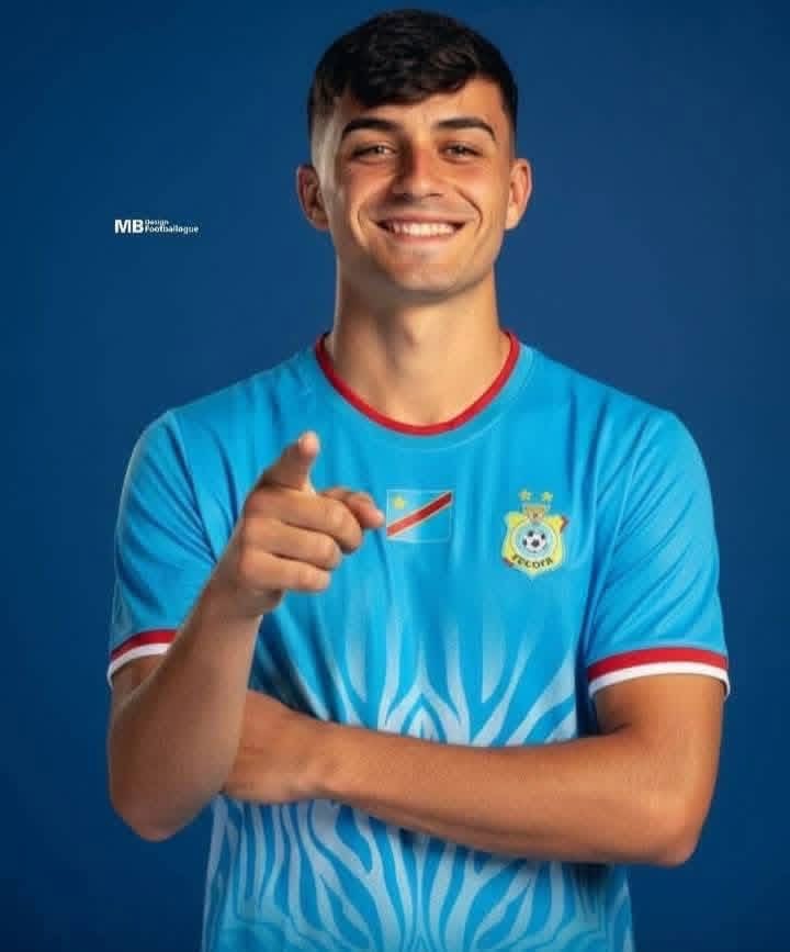 mukuene's tweet photo. 🚨 INCROYABLE 😳 ! Les joueurs du FC Barcelone posent sous le nouveau maillot des Léopards de la RD Congo ! 🩵🤍🤩

Quelle connexion entre la meilleure équipe du monde et la meilleure nation africaine 🇨🇩🫱🏾‍🫲🏽💙❤️ https://t.co/U6XiLCELG8