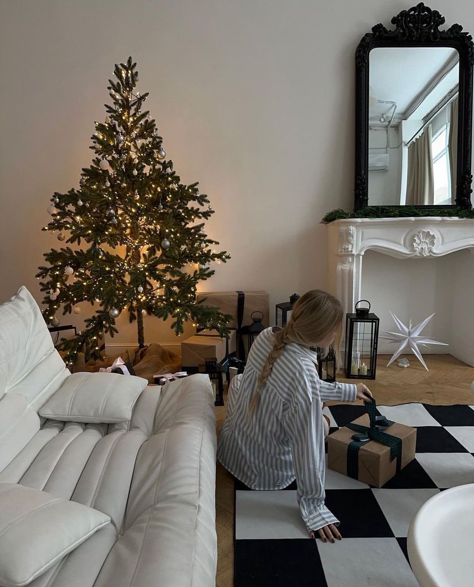 classyladylife's tweet photo. Christmas days ✨🎄 https://t.co/9T82RjHLcZ
