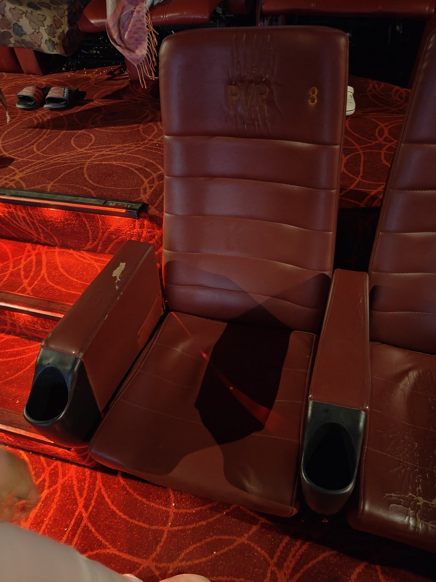 jayuuuu's tweet photo. @PicturesPVR @INOXMovies @_PVRCinemas Audi 6 
Ahmedabad PVR Acropolis seat no. L8 and L9 after paying is Rs 1000 for 2 Tickets I am getting such bullshit seats. Movie night "Avataar" dated 24th December 2025 10:50 got complete spoil. I want my refund. https://t.co/UM8QZNe5ms