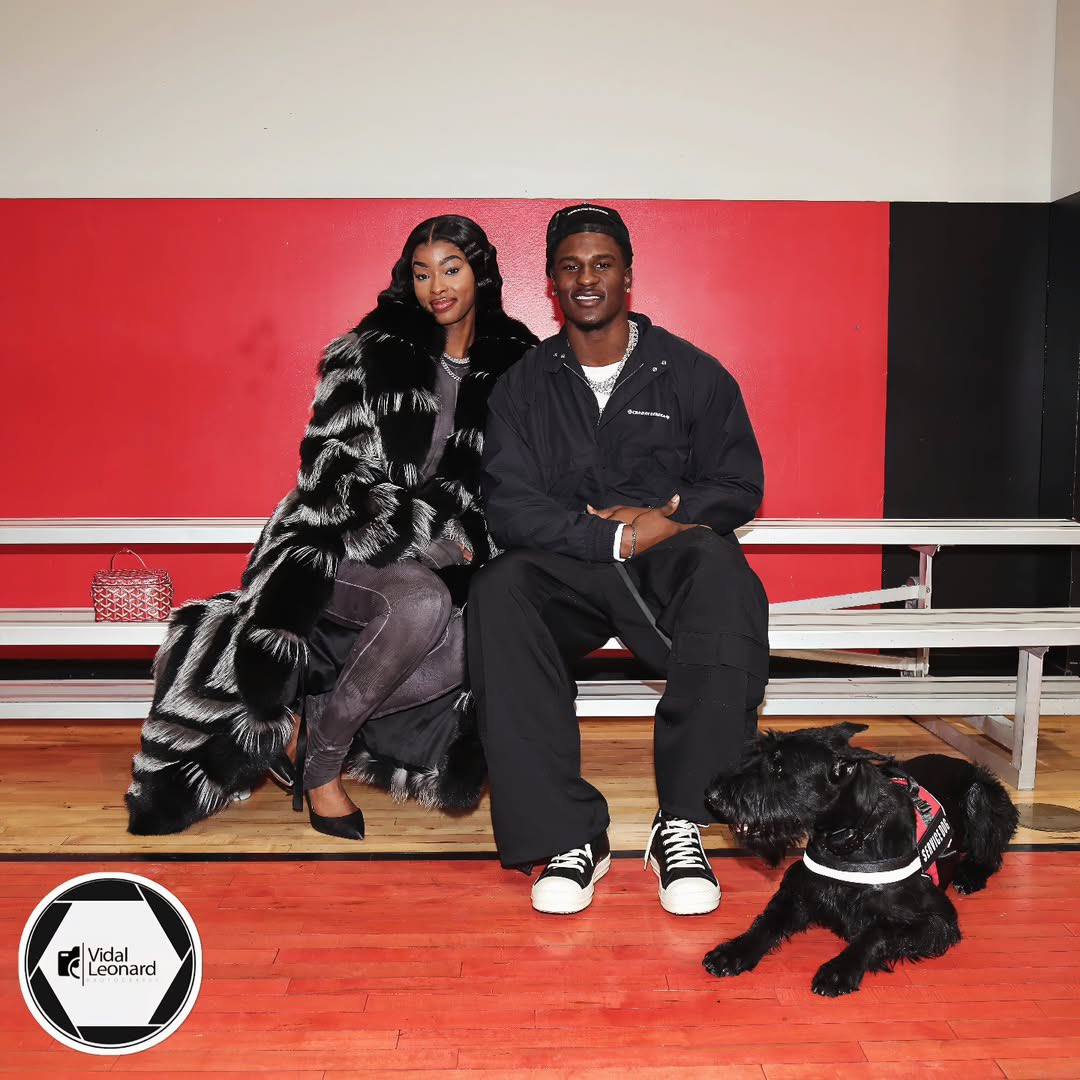 AthleteVanity's tweet image. Of course she had her boyfriend, James Pearce Jr. alongside her 😍