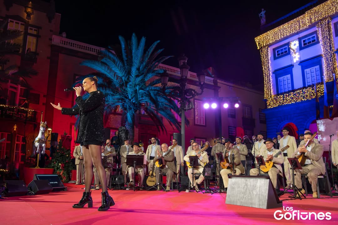 Shaila Dúrcal Mundo tweet media