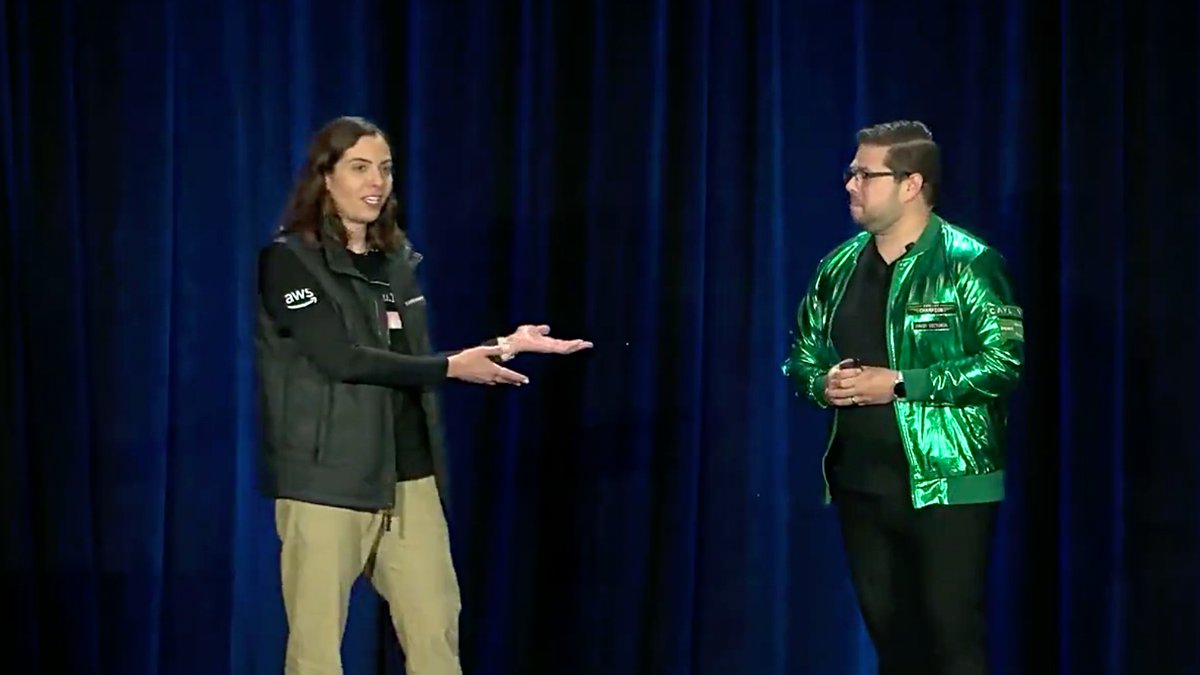 GunnarGrosch's tweet photo. Part 16 of DEV Track Spotlight ๐ค
DEV301 with Ana Cunha (AWS) & David Victoria (AWS Community Hero, Caylent)
"Agents need to think locally, use tools locally, keep context, and sync to cloud once connectivity returns."
#AWSreInvent #DEVTrack #AWSCommunity #AWSHeroes https://t.co/EbXjn7F54v
