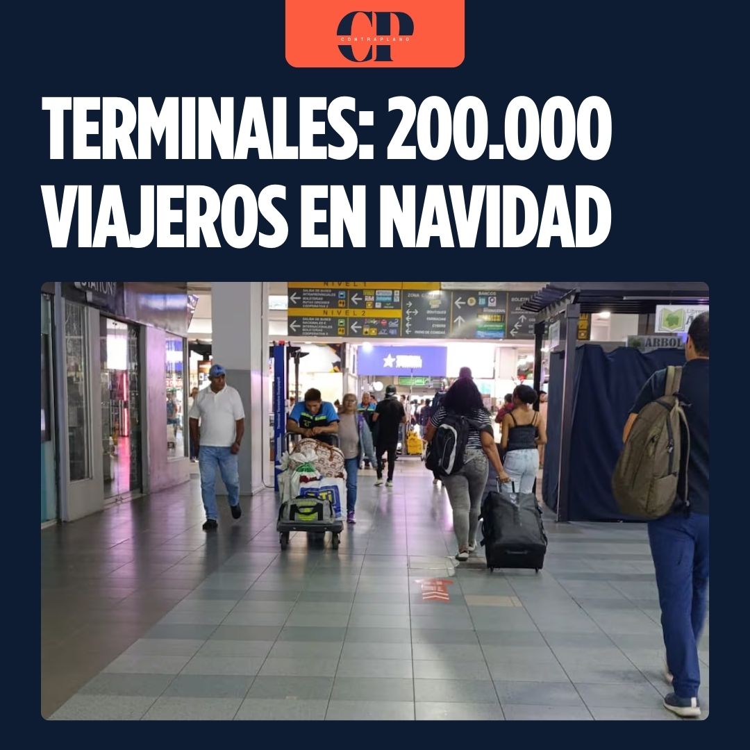 ContraplanoEc's tweet photo. #FERIADO | ¡Navidad a todo movimiento en #Guayaquil!

Las #terminales #terrestres se llenan de viajeros que buscan llegar a sus familias. Se espera que entre el martes 30 y el domingo 4 de enero, más de 200.000 personas pasen por las terminales. https://t.co/pKUfbyaUzf