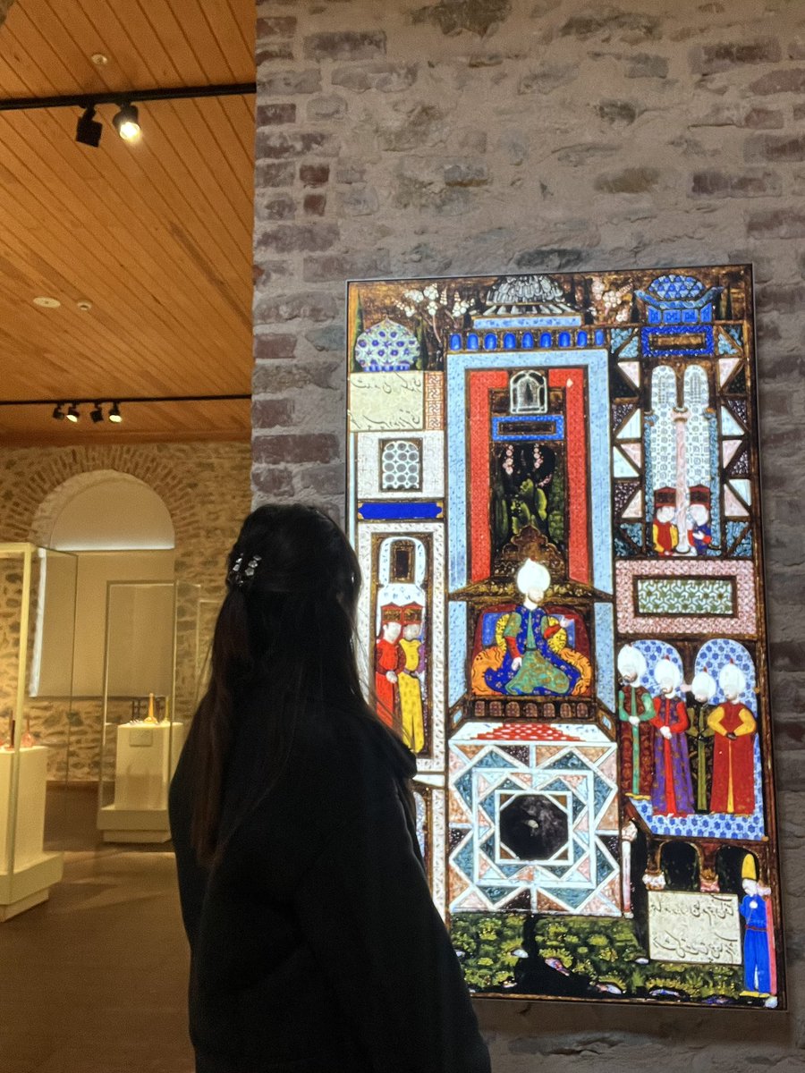 Aysgl_tr's tweet photo. Şehri sanat ✨🦚🎨 https://t.co/mQi5tkBsYp