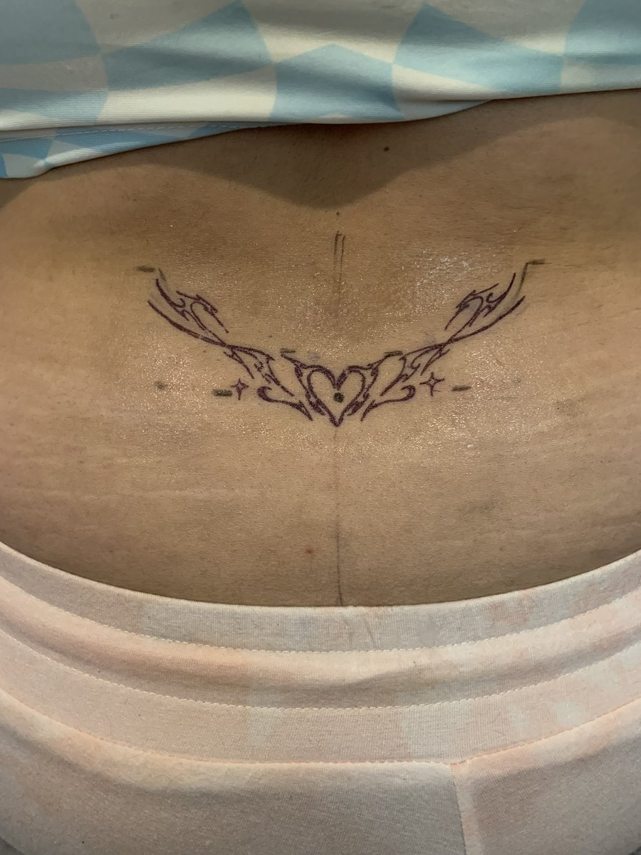 Rob Single tweet media