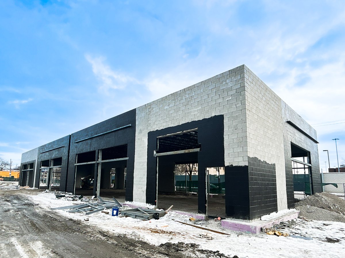 BuiltechLLC's tweet photo. Chicago, IL update: Progress continues on our 15,000 SF ground-up retail shell for The Sanchez Group with Hirsch MPG + Woolpert. Foundation/sitework moving strong, and Building 2 is advancing with multiple trades on systems + exterior. #Builtech https://t.co/i4VAzLHI5K