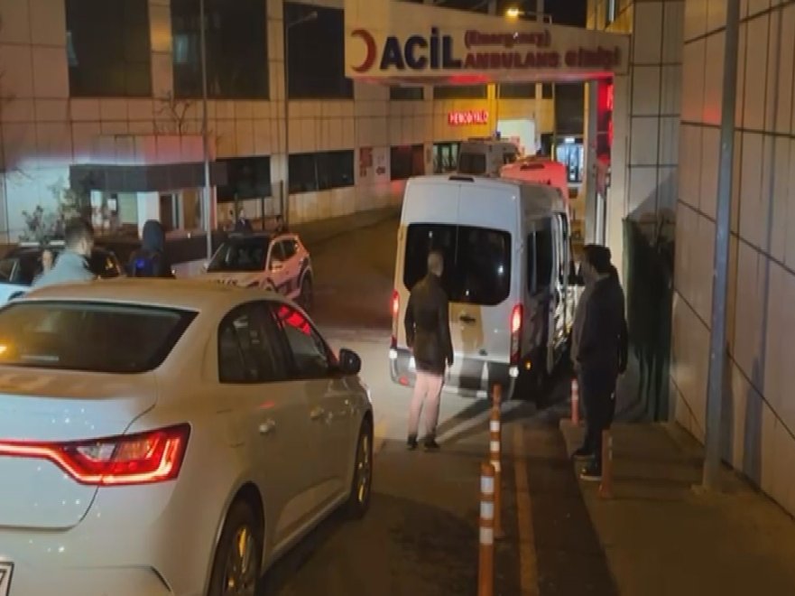 DHA: "Fenerbahçe Başkanı Sadettin Saran, sağlık kontrolünden geçirilmek üzere jandarma ekipleri tarafından hastaneye getirildi."