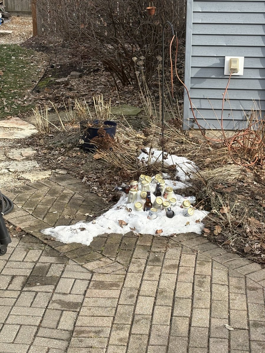 namebrick's tweet photo. Dad is putting the last snow pile to use https://t.co/KdZE2PIHek