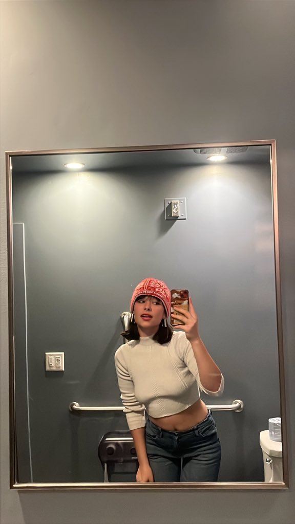 420princessT's tweet photo. It’s getting colder baby boy https://t.co/Vjdlr2qGjV