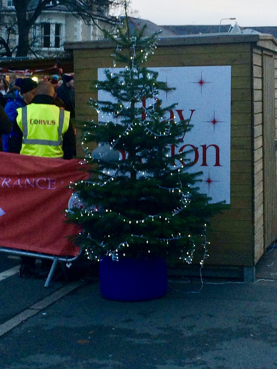 CorvusSecurity's tweet photo. #MerryChristmas to everybody from all at #CorvusSecurity.. and a special thank you for everybody at #TeamCorvus for working hard as ever, in this our busiest year.  Keeping people and property safe and protected 24/7 over the festive period... 🎄 https://t.co/BhEwDynUwA