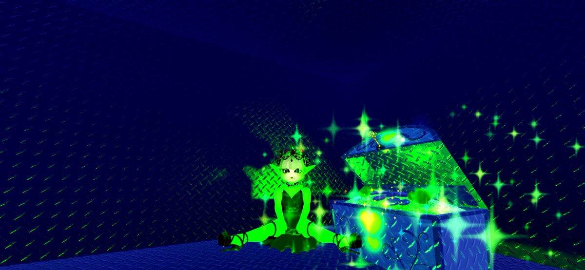 ShadowGirl18021's tweet photo. @RoyaleHighValks the chest is adorable https://t.co/iJxV1vyoWm