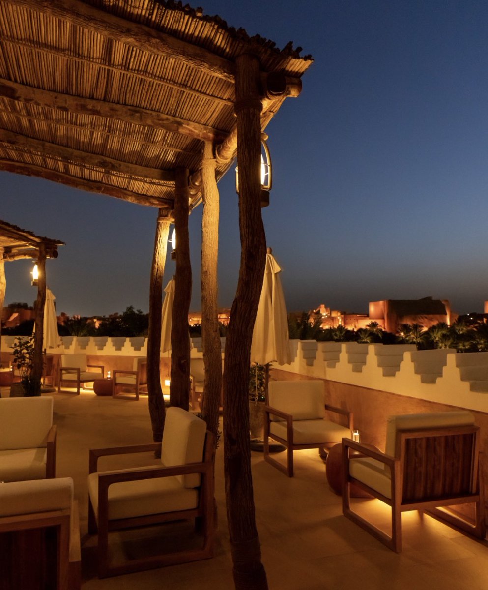 Assouline | أسولين 

دار اسولين احد اكبر المكتبات من لندن إلى البحيري 🤩📚
تجربة فاخرة تجمع بين المذاق الأصيل والإطلالة الخلابة على مطل البجيري✨
جلسات راقية، أجواء هادئة، وأطباق مُحضّرة بعناية تليق بذائقة الباحثين عن التميز! 

📍الرياض 
⬇️onelink.to/mwnguj