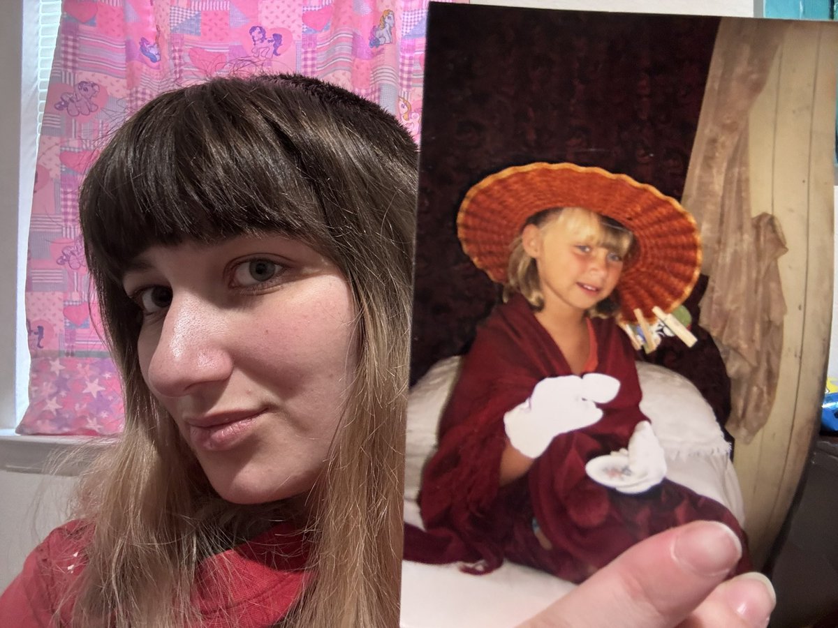 TaboooVice's tweet image. My teenage suicide but it’s no suicide at all and only the appreciation of this being my teenage bedroom and this moment in time holds more significance than first it seems