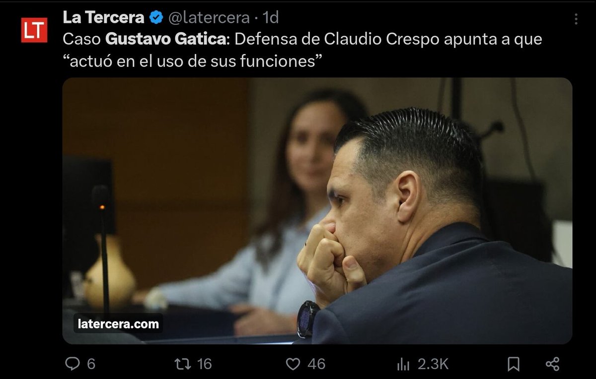 LaR4zonOLaFuerz's tweet image. Claramente ahí está la prueba visual de como Gustavo Gatica lanzaba camotes a carabineros y de como miente acerca de que "solo estaba sacando fotos" ⚠️
Irina, Cony, Primera Dama, Gabriel, José Antonio Kast, Baradit, Dorothy Pérez.