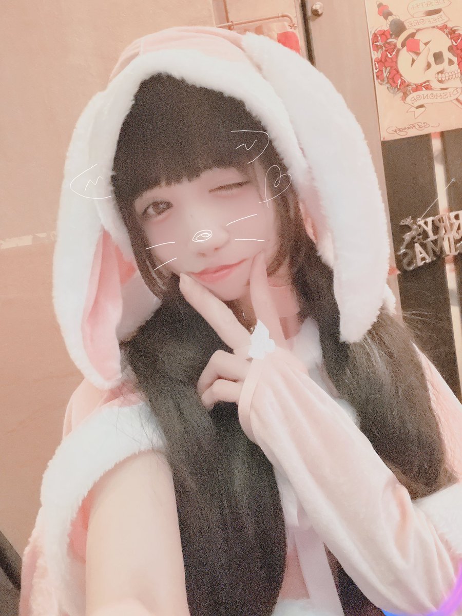 imp_kitten's tweet photo. めりぃクリスマス🎄 https://t.co/0w2lX583hc