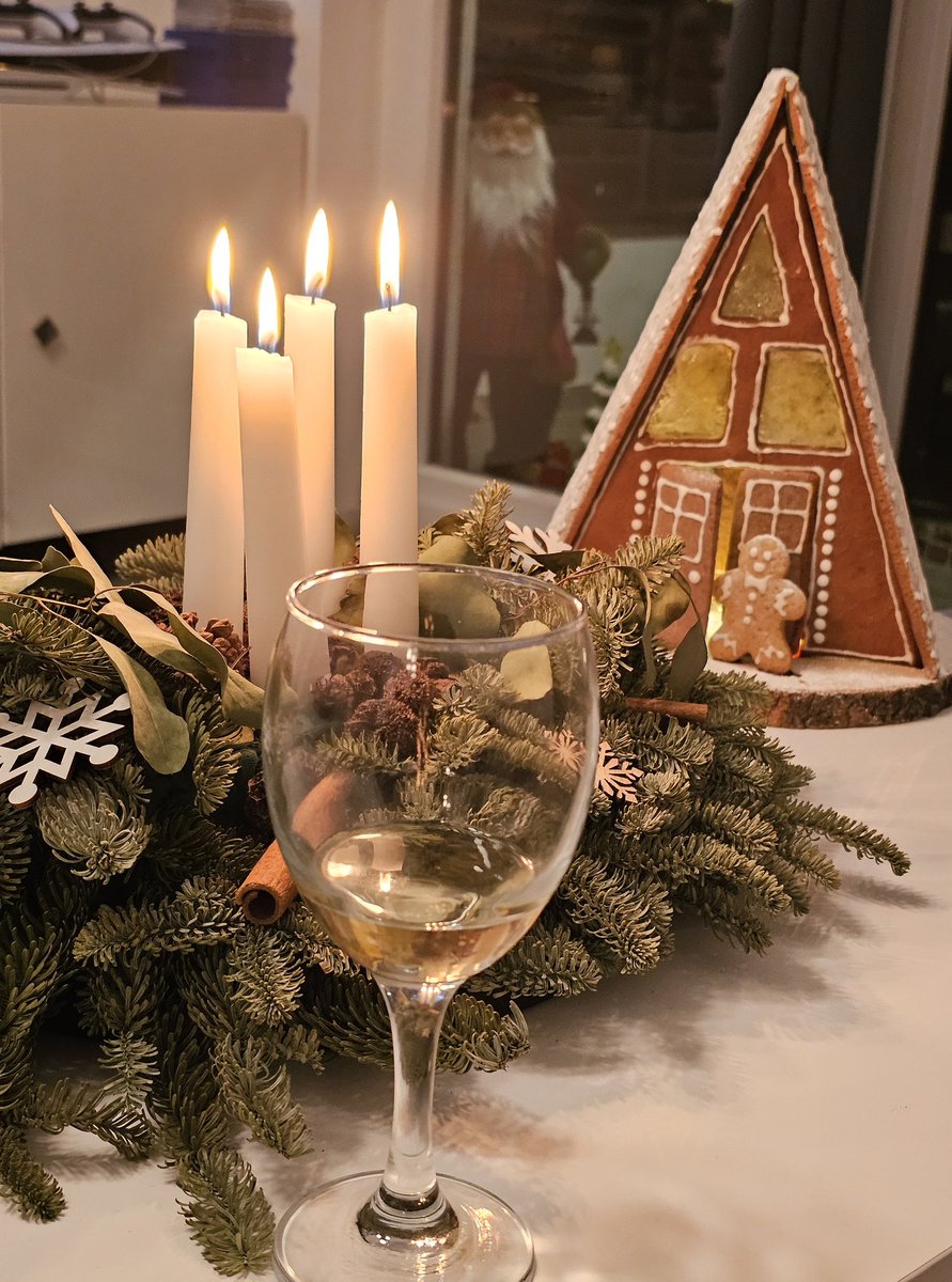 <a href="/feindura/">Fabian Vogelsteller</a> <a href="/lukso_io/">LUKSO</a> <a href="/ERC725Account/">Universal Profiles</a> Merry Christmas everyone!
God bless your families with health peace and prosperity. 🎄🎁🙏