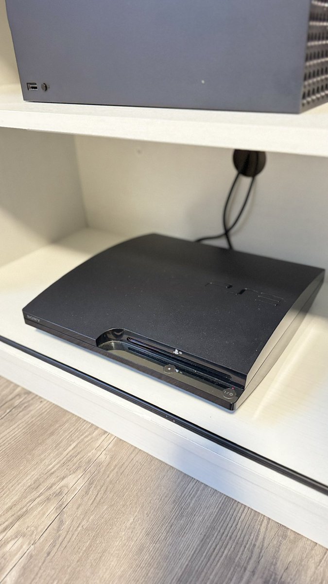 NEHRON🦝 tweet media