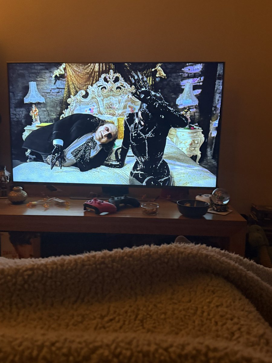 Batman Returns is a Christmas movie and I won’t be told otherwise.

Merry Christmas everyone! 🎄🎁❄️

Thanks for all your support this year and I’m very excited about 2026!