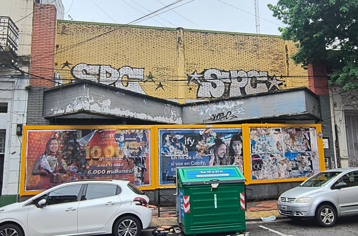 CalleDeRosario's tweet image. #EdificiosAbandonados 
Desde este espacio ya denunciamos este 2025 45 casas abandonadas, 5 edificios en construccion tirados....
Más d 20 están tomadas por ocupas o algo así....
Nadie al parecer les importa
Vamos a seguir 
Sarmiento 1450⤵️
