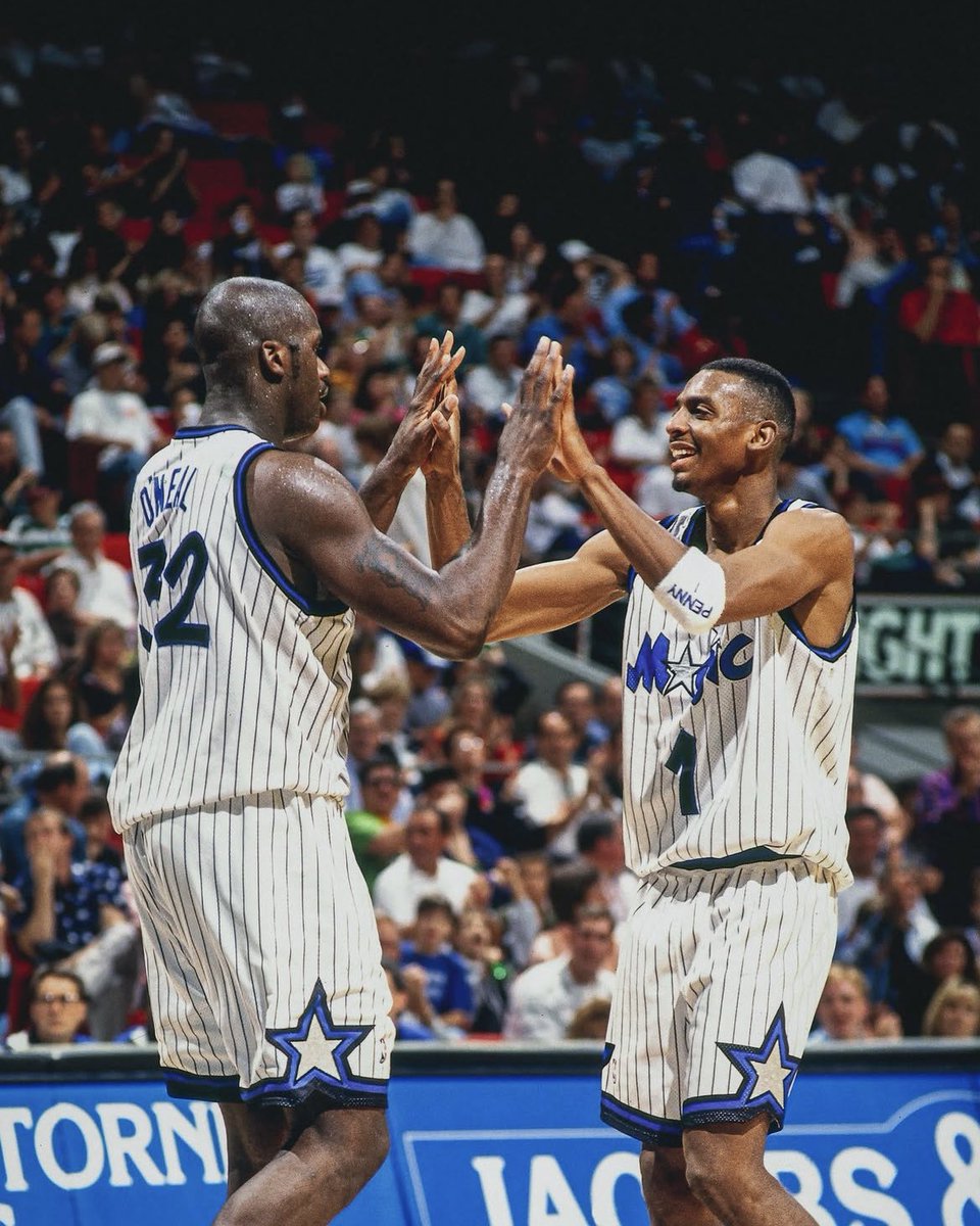 two photos 🤝🏽 thirteen miles done