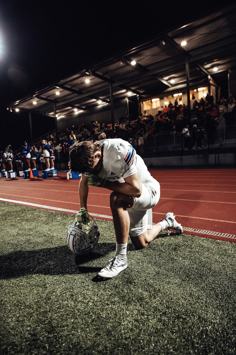 KaseBetz's tweet photo. Blessed to be named 1st Team All State Wide Receiver!
#Earned https://t.co/gkpyAZ4UVs