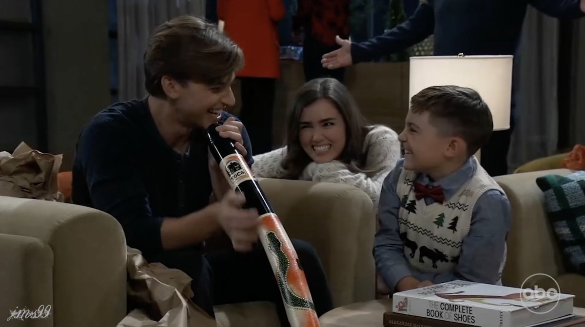 jessren's tweet photo. Scorpio fam won Christmas Eve cheer for me. I get Gemma, Colly, finally Nathan/James and Nathan talking about Maxie, Mac/Felicia, and cute little fam moments ❤️ #GH https://t.co/L1ML9PDgyD