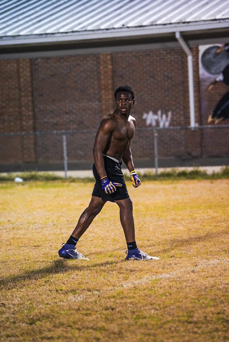 Tydarrius Holland tweet media