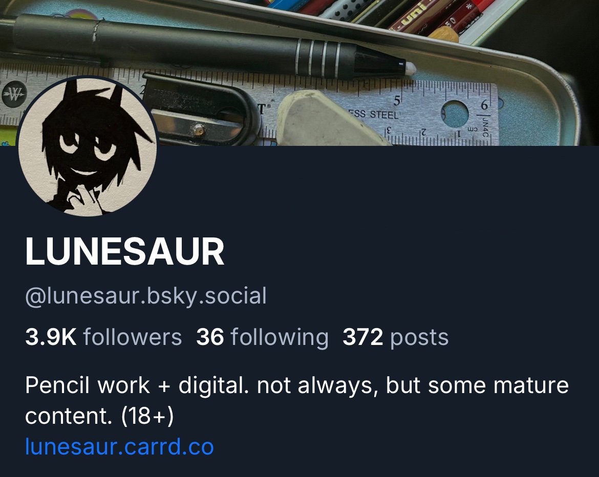 LUNESAUR tweet media