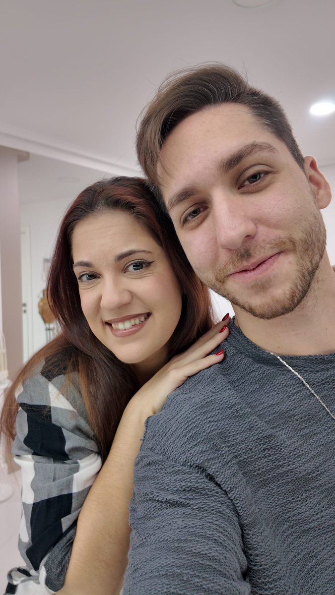 Estos dos sinvergüenzas os desean una feliz Navidad 🎄