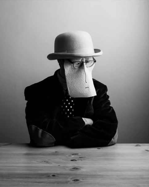 afnanalsaqabi_'s tweet image. من يغرق في مستنقعات نفسه ...!

ويعجز عن إصلاح حياته، لا يعرف النجاة إلا عبر تدمير حياة الآخرين وإغراقهم معه. 

"بذلك هو يشعر بأنه ليس وحيد، وغير مضطر لتحسين ما هو عليه".