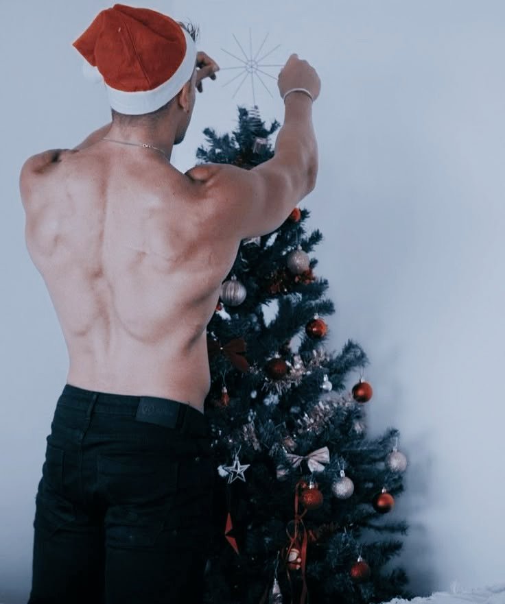 AP0LLOSXZ's tweet image. ⛓️   ;  @AP0LLOSXZ — 💭
       📷  ꕀ   𝗎𝗉𝖽𝖺𝗍𝖾𝗌  𝘃𝗶𝗮  𝗌𝗈𝖼𝗂𝖺𝗅  𝗺𝗲𝗱𝗶𝗮 . 

ᅠ              ㅤ        
ᅠᅠᅠ   ❪ Preparando a última árvore antes da véspera de Natal.*•🎄❫