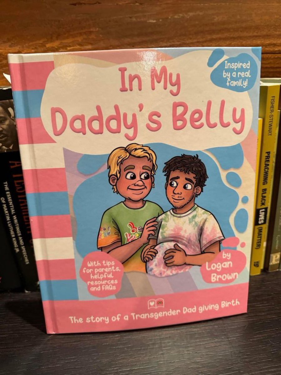 MayraFlores4TX's tweet image. Please stop judging children who still believe in Santa; there are adults who believe men can become pregnant.