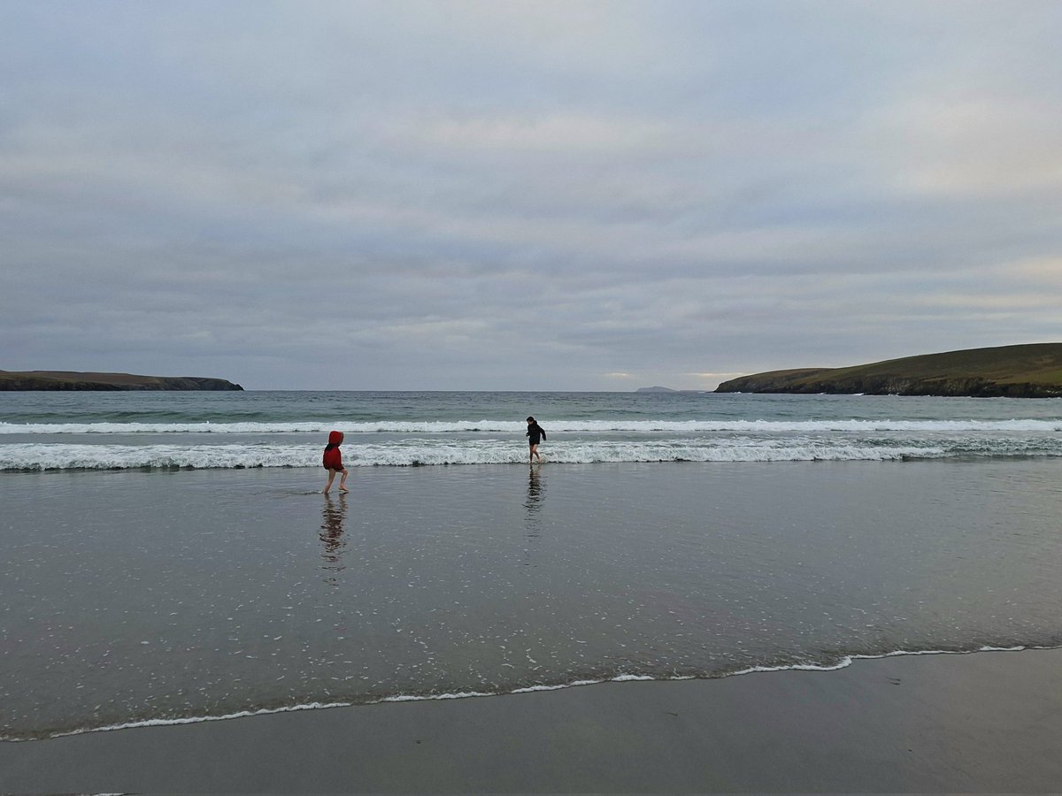 CatherineMMunro's tweet image. Christmas eve paddle #Shetland