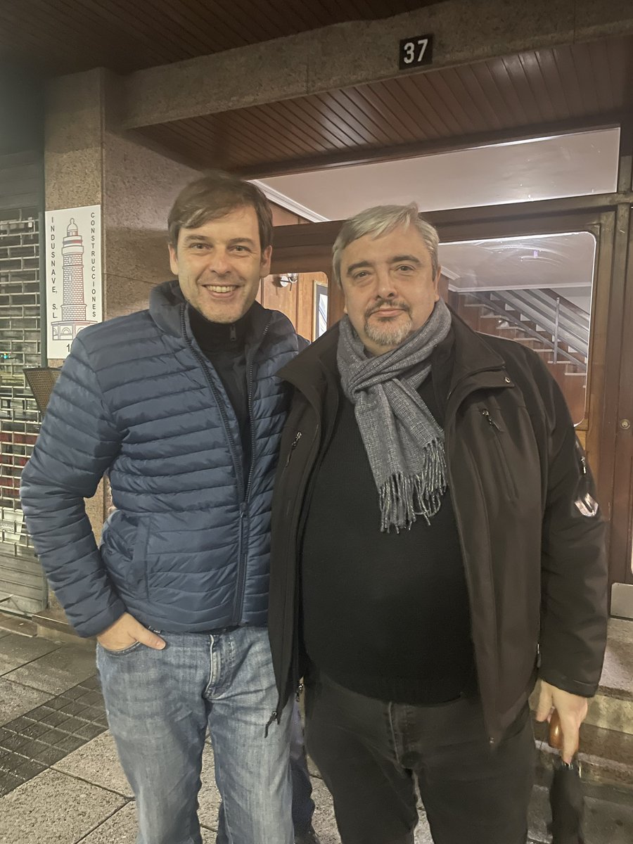 El mejor regalo de la #Navidad
siempre son las personas
<a href="/JAValladolid/">Javi</a>