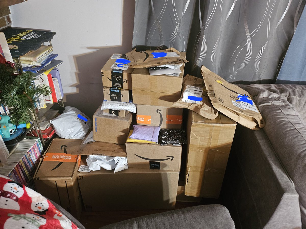 grimoirevt's tweet photo. my siblings and I went a bit nuts this year.... this is only from me... my sister did about the same.... https://t.co/VOkG2OXPGU