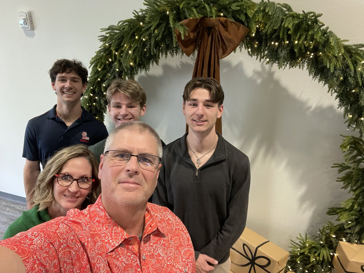 Stephen Holt ✝️ tweet media