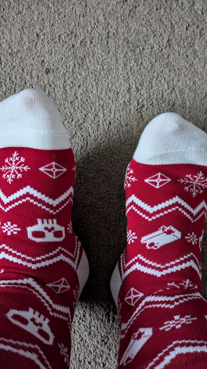 Alex Dee tweet media