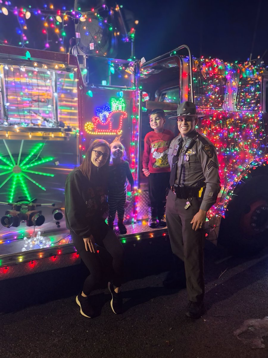 OSHP_NWOhio's tweet photo. Yesterday, as part of #OperationSantasSleigh2025, Patrol personnel joined Toledo-area first responders in a caravan around ProMedica Russell J. Ebeid Children's Hospital in Toledo to bring holiday spirit to those spending their holiday season away from home. https://t.co/vwR7CDQMdM