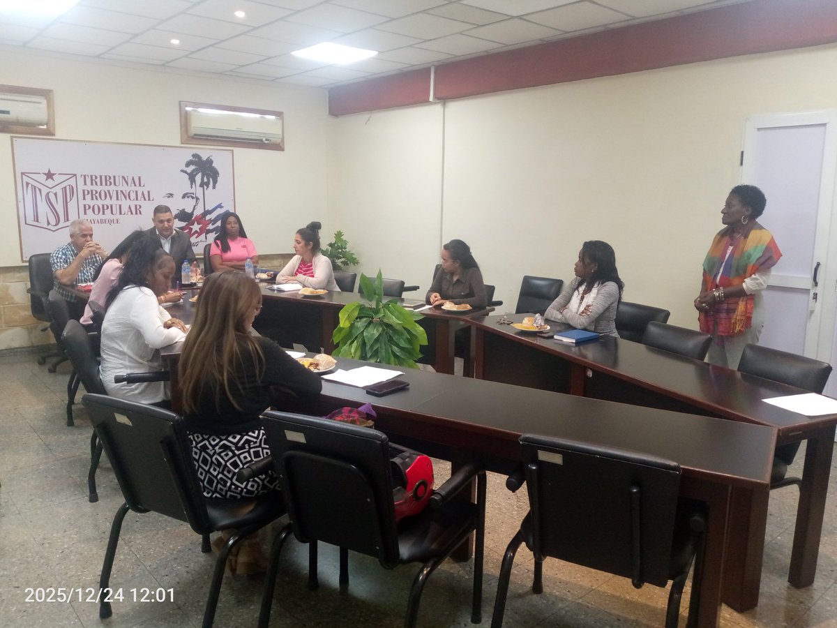 Con la presencia del 1er secretario del PCC en Mayabeque, Edelso A. Ramos Linares y la Vicegobernadora, María Daylis Guerra More, realizamos en la sede del tribunal provincial, nuestro último Consejo de Gobierno del año. Excelente jornada.#NiUnPasoAtras