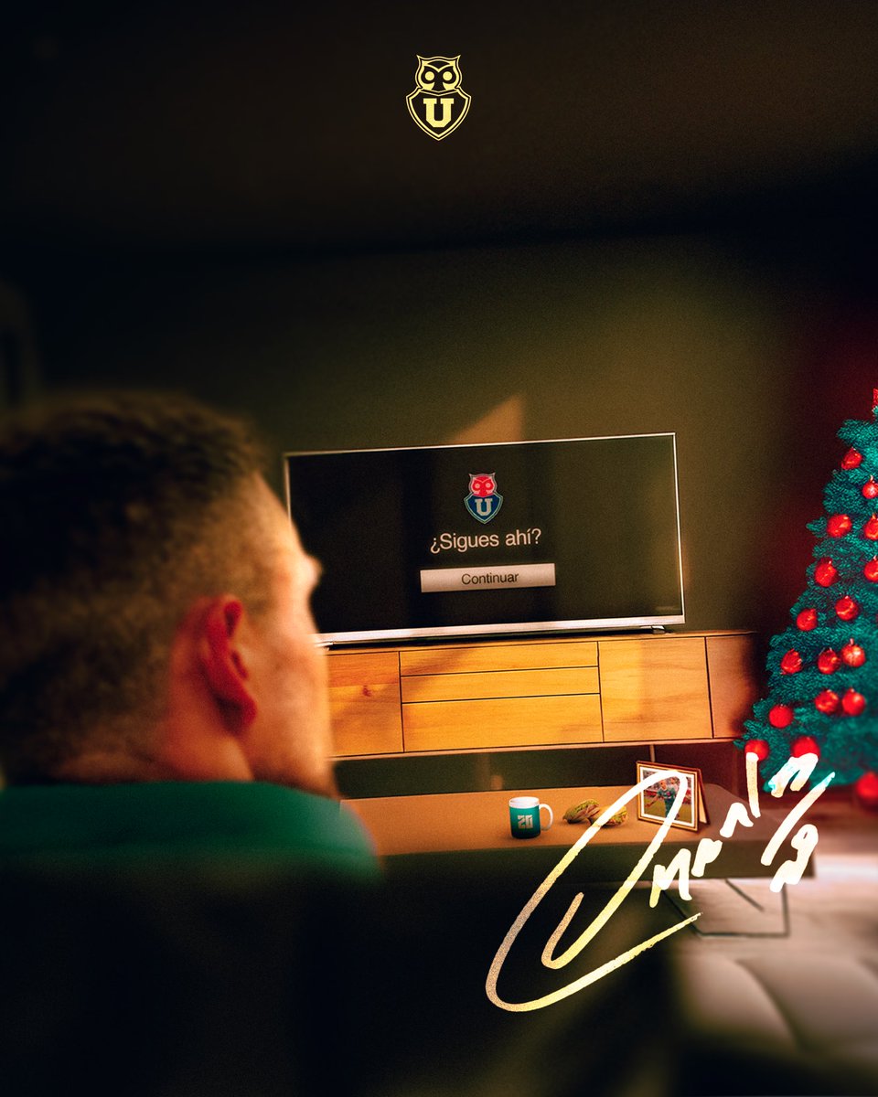 Renovado, en casa y esperando las 12 🎄💫 <a href="/CharlesAranguiz/">Charles Aranguiz</a>