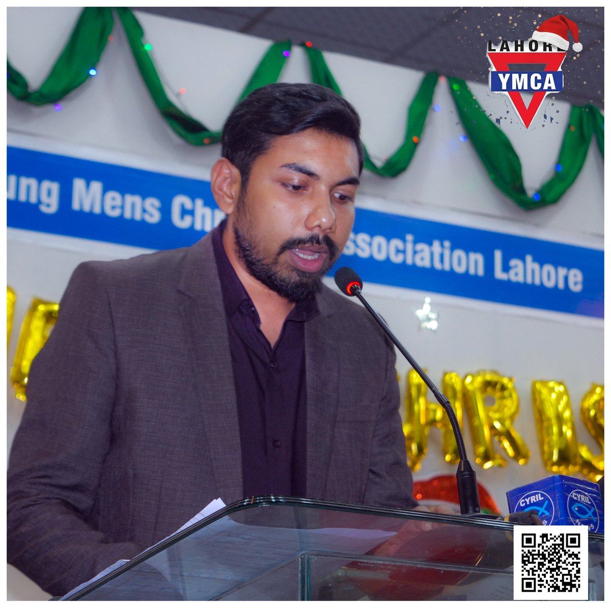 The YMCA Lahore Christmas program began with an opening prayer led by Augustine Shakeel Zafar, invoking blessings, peace, and unity for the gathering and setting a reverent and meaningful tone for the celebration.
#YMCALahore #OpeningPrayer #ChristmasProgram 
#PrayerService