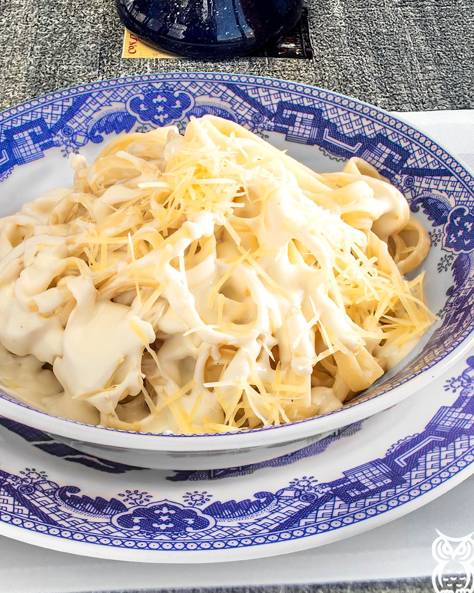 solosanborns's tweet image. Cremosito, suave y lleno de ese sabor que reconforta. 🍝✨
Nuestro fetuccine Alfredo es la opción perfecta cuando se antoja algo hecho con el toque clásico de Sanborns.

#SoloSoloSanborns #MenuNavidad #HechoEnMexico #RestauranteSanborns #DiciembreConSabor