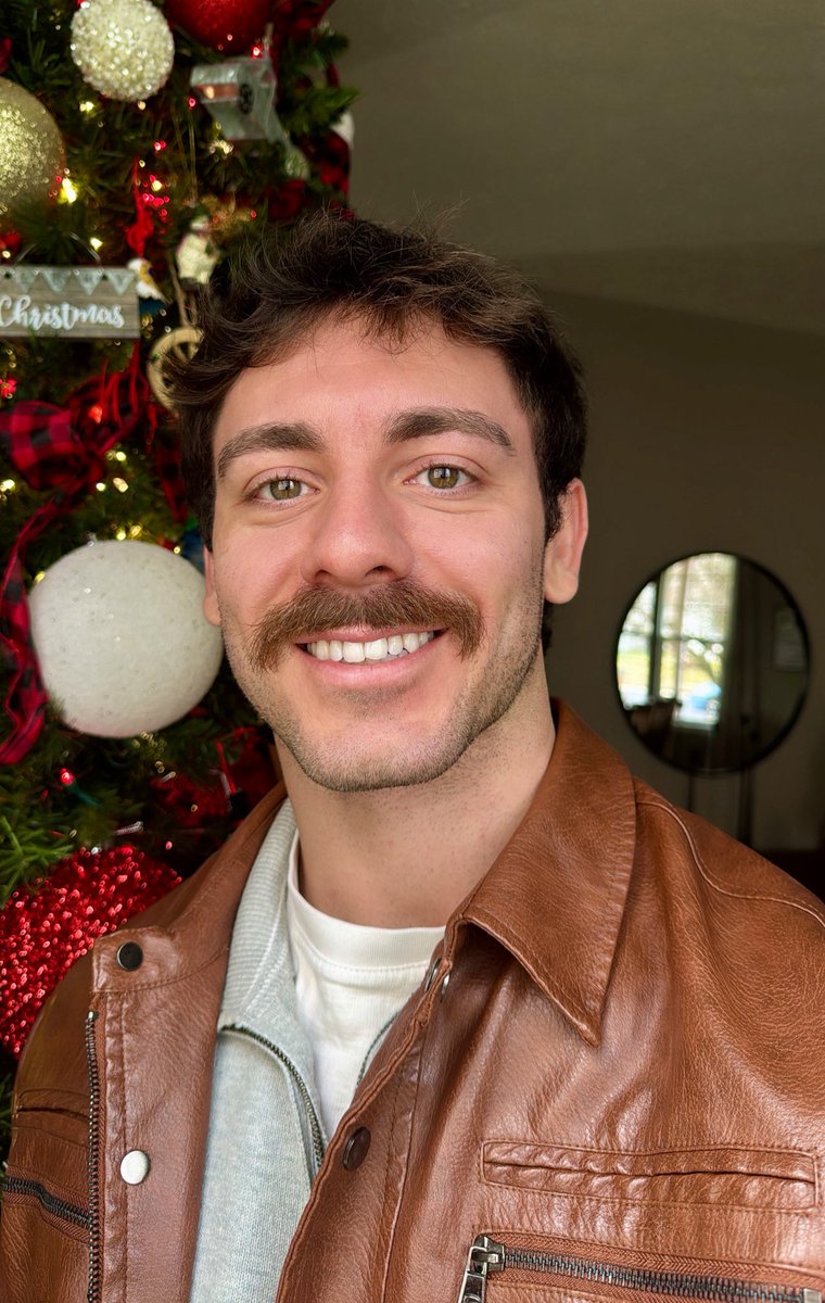 Austin Day tweet media