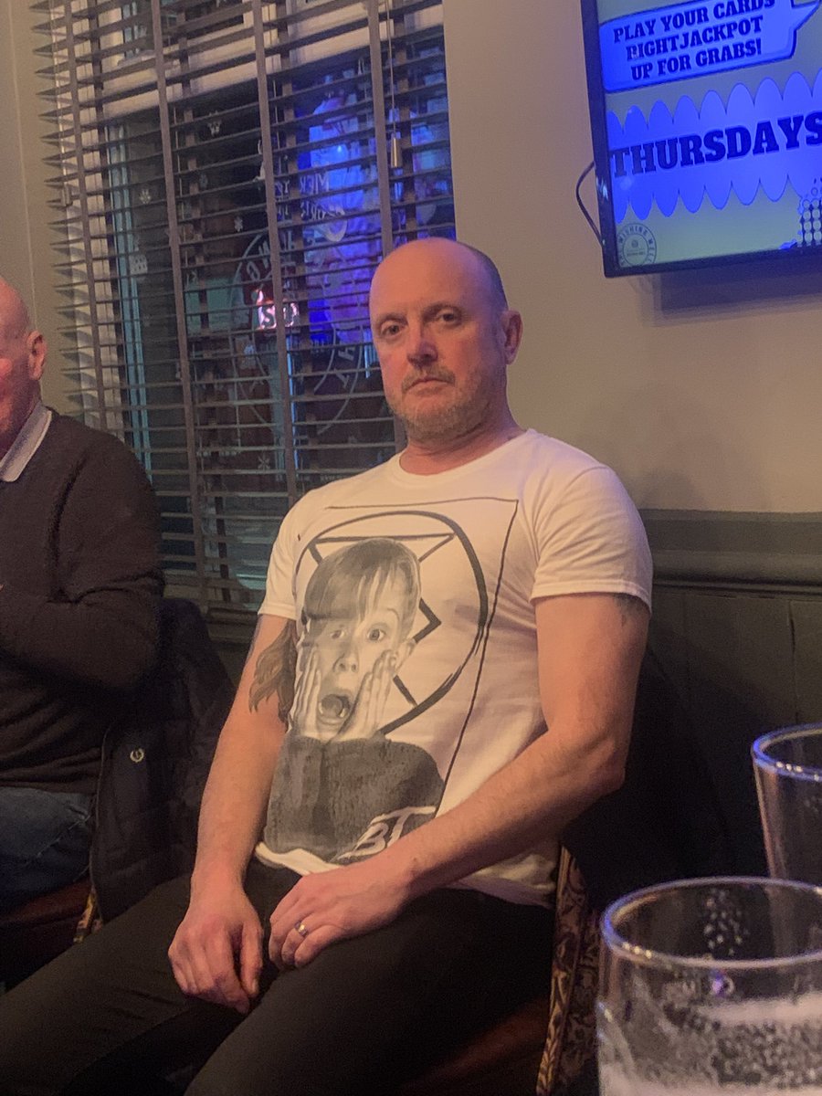 Lauren Haslam tweet media