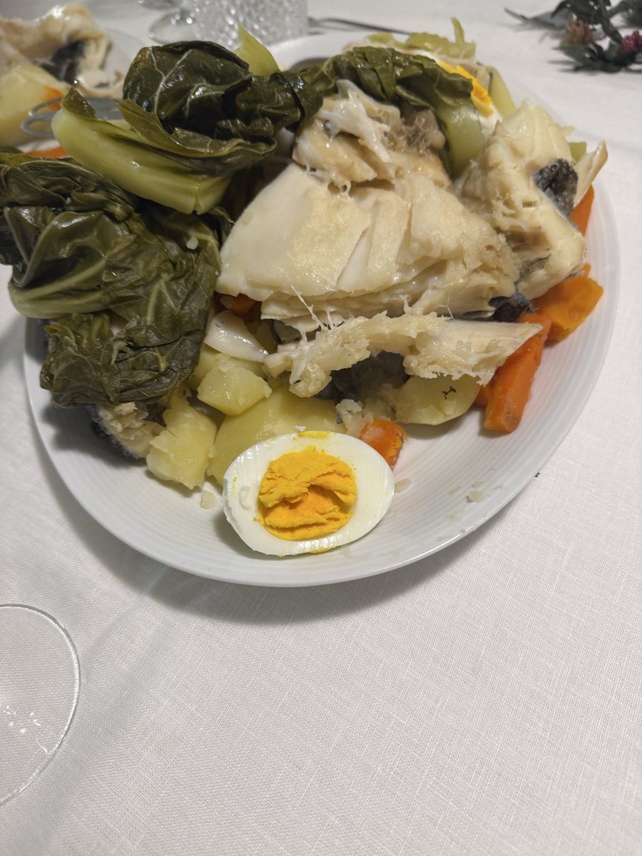 luiscamposFoot's tweet image. FELIZ NATAL🎁🎄🇵🇹
JOYEUX NOËL 🍾🥂
MERRY CHRISTMAS 🥳✨