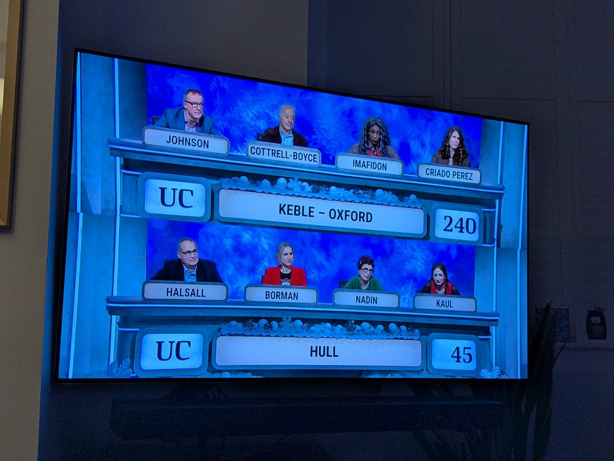 "I asked you if he'd been to one of the great universities - Oxford, Cambridge, Hull. What you didn't spot is that only two of those are great universities!"
"That's right! Oxford's a complete dump."
#Blackadder <a href="/pitchblacksteed/">The King of Blackadder 👑🇬🇧</a>