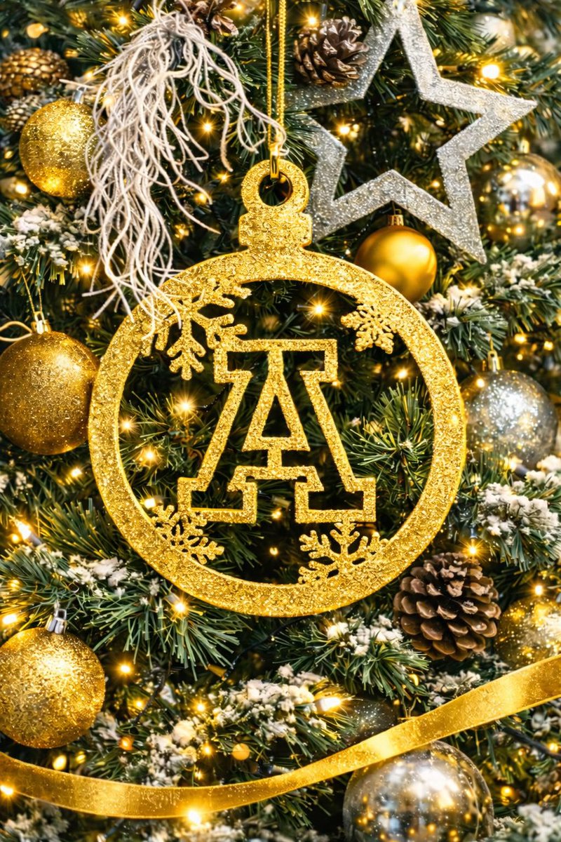 En #EgresadosAnáhuac les deseamos unas felices fiestas, llenas de paz, alegría y grandes momentos junto a sus seres queridos. 🎄✨