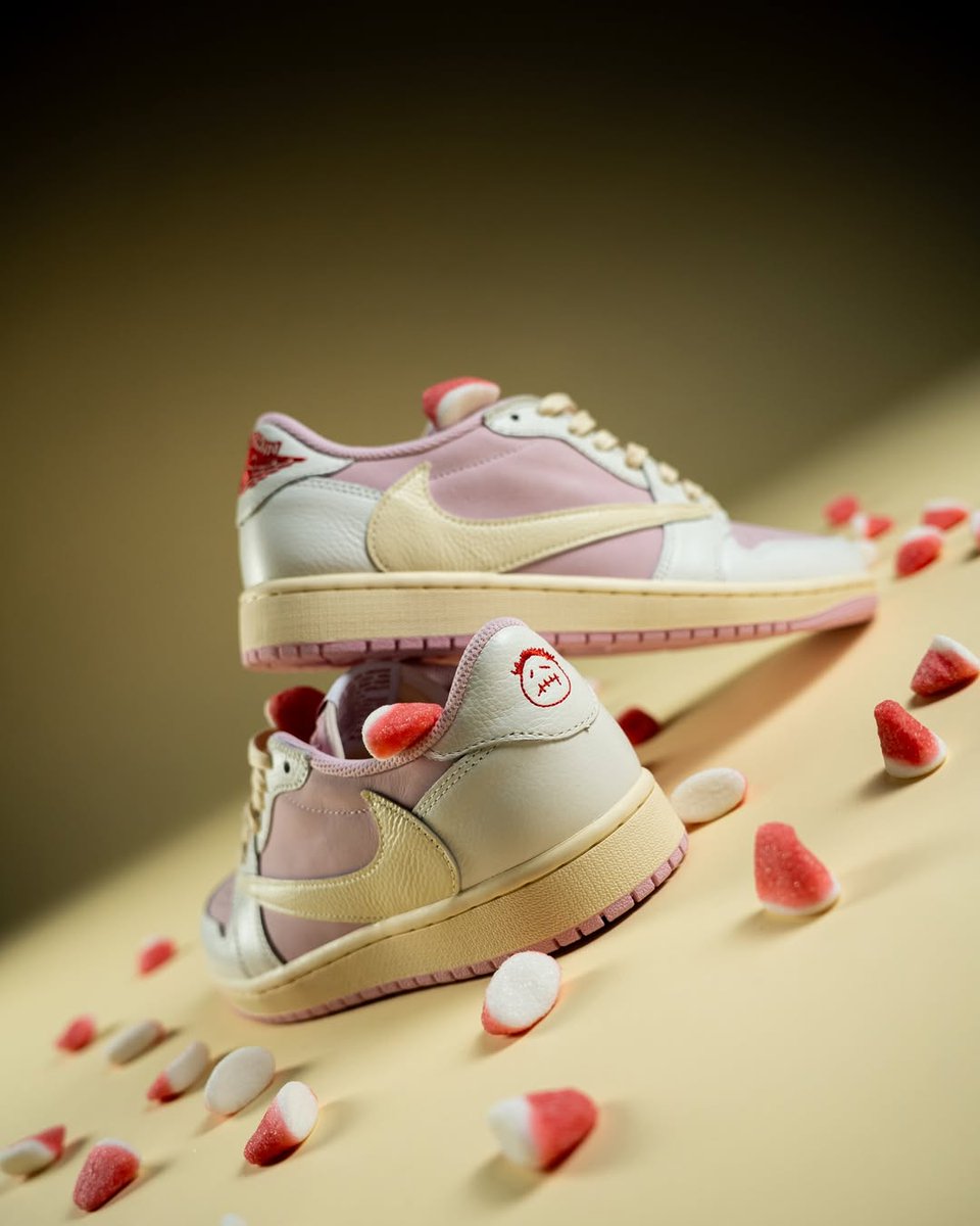 houseofheat's tweet image. Detailed Look: Travis Scott x Air Jordan 1 Low OG "Shy Pink" 💞

See More: hoh.news/yKedfU0q