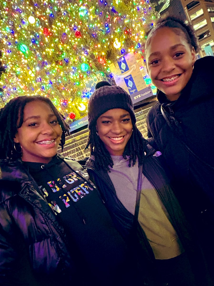 Evans Twins 2028 🥎 Kamrin & Kaylin tweet media
